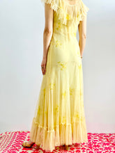 Load image into Gallery viewer, Vintage 1930s tulle lace floral embroidered dress
