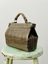 Load image into Gallery viewer, Vintage 1960s faux croc embossed leather handbag
