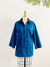 Load image into Gallery viewer, Vintage 1970s denim chore jacket w corduroy collar

