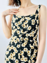 Load image into Gallery viewer, Vintage black daisy floral jumpsuit
