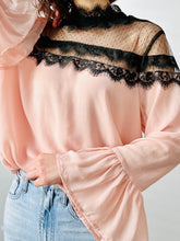 Load image into Gallery viewer, Dreamy pink tulle lace blouse
