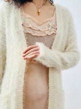 Load image into Gallery viewer, Cozy white cardigan with pockets

