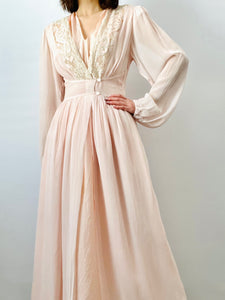 Vintage 1930s pastel pink dressing gown