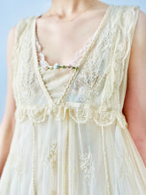 Load image into Gallery viewer, Vintage 1920s style lace dress
