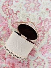 Load image into Gallery viewer, Vintage pastel pink bucket bag
