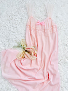 Vintage 1950s pink lingerie slip