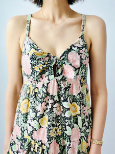 Vintage 1970s front knot floral dress