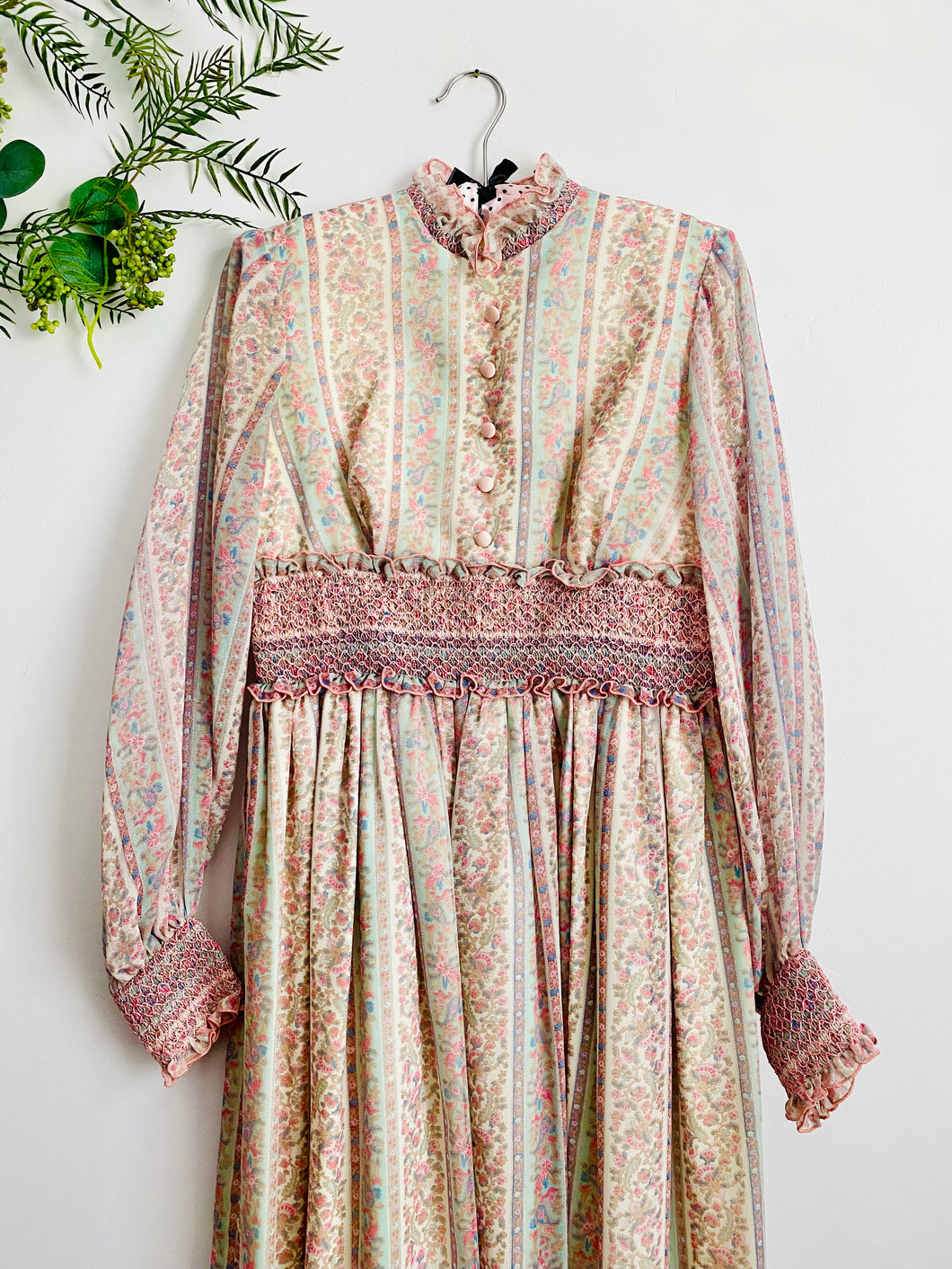 Vintage 1970s ruched floral maxi cotton dress