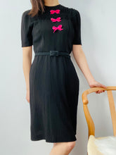 Load image into Gallery viewer, Vintage 1940s rayon crepe dress with velvet ribbon bows

