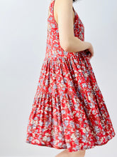 Load image into Gallery viewer, Red floral dress w scalloped neckline
