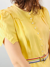 Load image into Gallery viewer, Vintage 1940s yellow rayon dress
