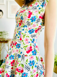 Vintage 1940s cotton pink and blue floral dress