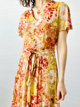 Load image into Gallery viewer, Vintage yellow abstract floral dress
