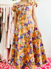 Load image into Gallery viewer, Vintage 1930s orange floral day dress
