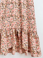 Load image into Gallery viewer, Pink floral ruffled dress
