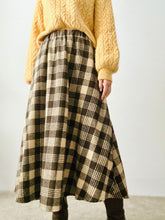 Load image into Gallery viewer, Vintage 1970s brown plaid skirt
