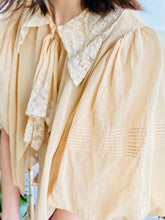 Load image into Gallery viewer, Vintage 1930s silk bed jacket with lace collar bishop sleeves
