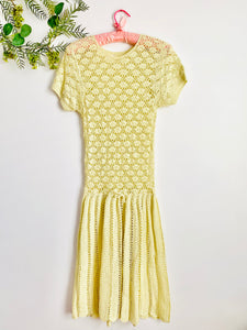 Vintage 1960s buttery yellow crochet dress with scalloped hem