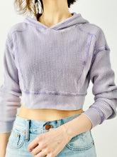Load image into Gallery viewer, Lilac hooded waffle top
