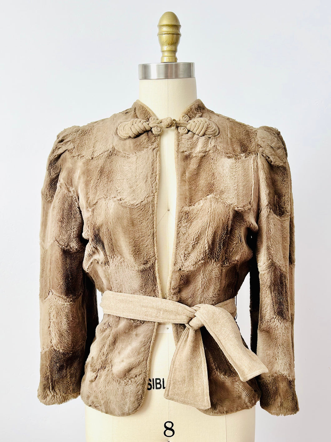 Vintage 1940s plush velvet jacket