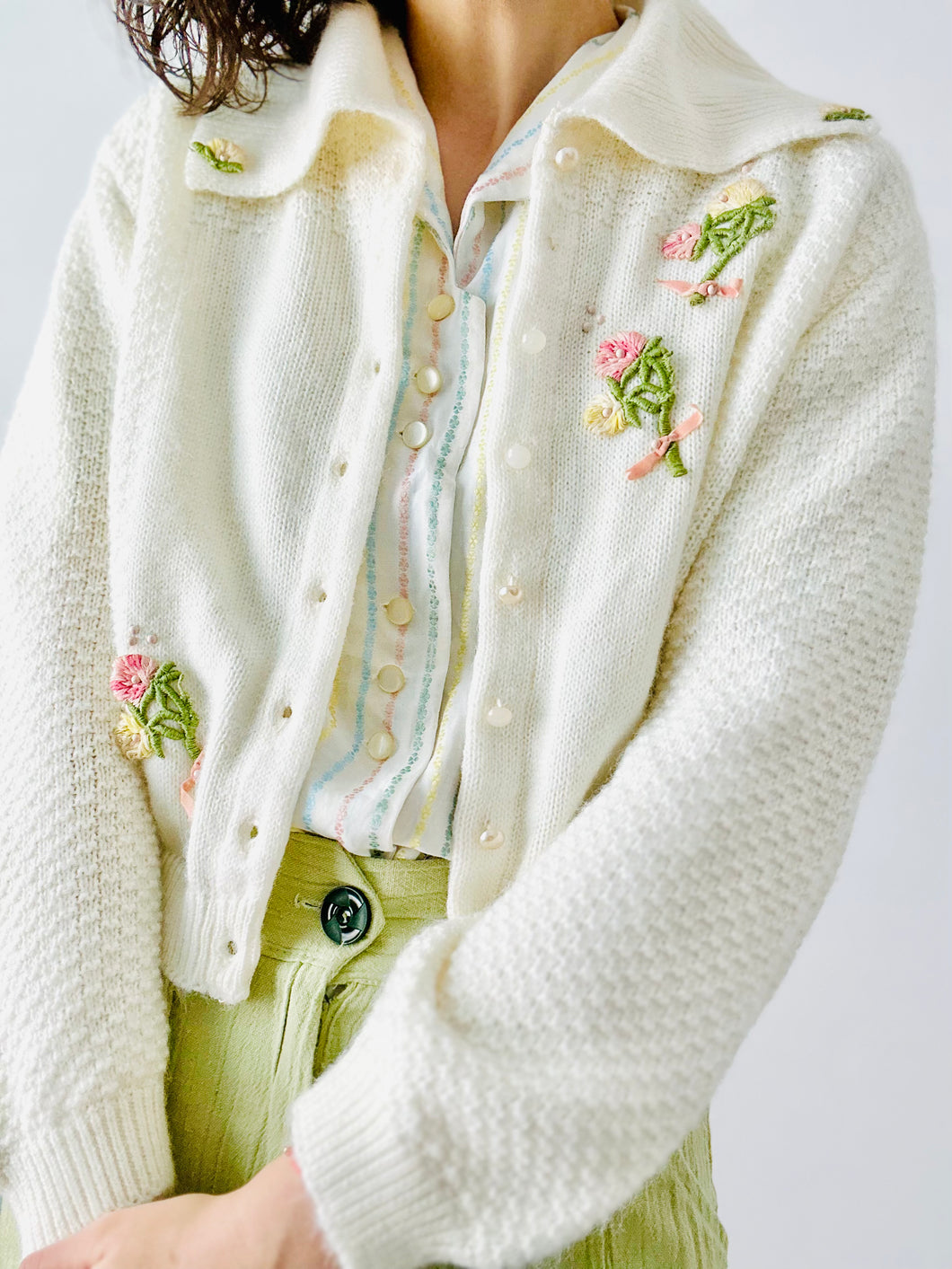 Vintage 1950s cardigan with floral appliqués