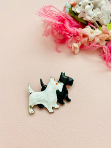 Vintage 1930s enamel Scottie dogs pin animal brooch