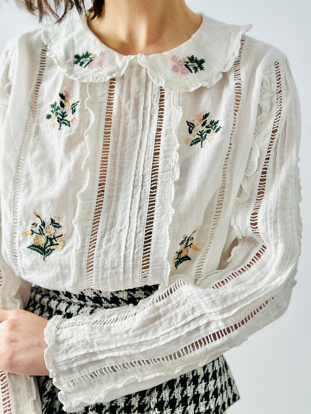 Vintage cotton embroidered blouse