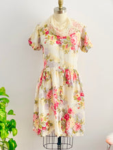 Load image into Gallery viewer, Vintage floral cotton dress with belt on mannequin
