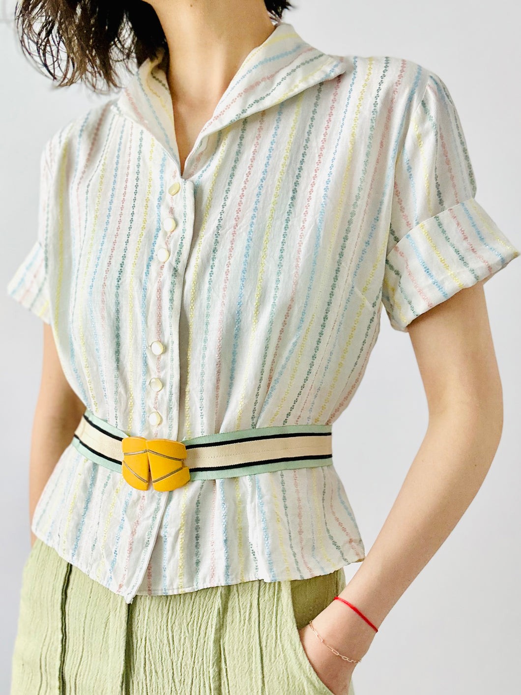 Vintage 1940s pastel top