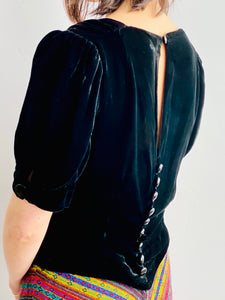 1930s Velvet Top w Jet Black Glass Buttons Art Deco Pin