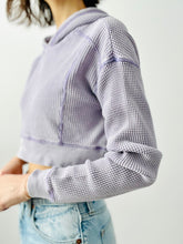 Load image into Gallery viewer, Lilac hooded waffle top
