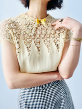 Load image into Gallery viewer, Vintage 1940s beige lace top
