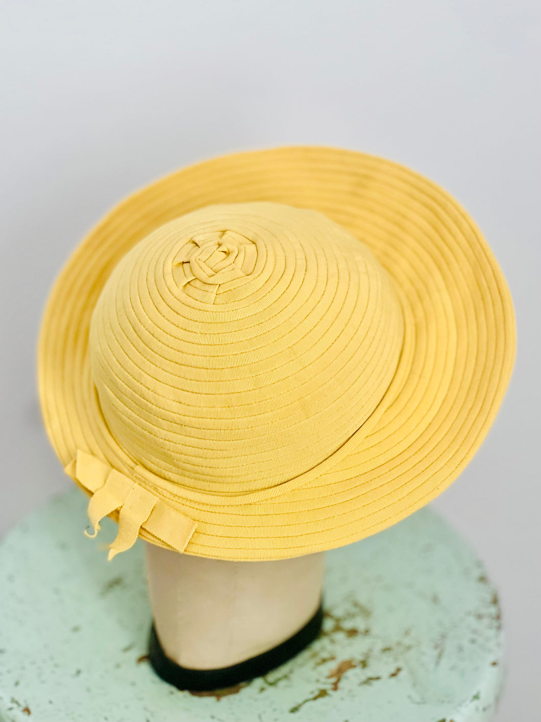 Vintage 1930s yellow sun hat