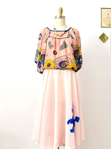 Vintage pink floral top with balloon sleeves