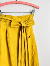 Load image into Gallery viewer, A line mustard color linen skirt
