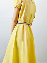 Load image into Gallery viewer, Vintage 1940s yellow rayon dress
