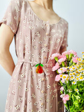 Load image into Gallery viewer, Vintage dusty pink rayon floral dress
