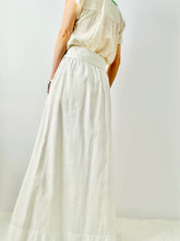 Load image into Gallery viewer, 1910s Edwardian cotton skirt with pockets

