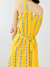 Load image into Gallery viewer, Vintage 1940s yellow floral dress
