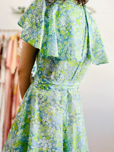 Load image into Gallery viewer, Vintage 1920s style green floral dress
