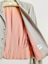 Load image into Gallery viewer, Vintage 1940s gray jacket
