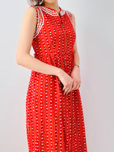 Load image into Gallery viewer, Vintage 1960s zig zag floral dress
