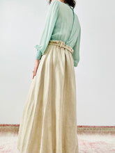 Load image into Gallery viewer, Vintage linen maxi skirt with belt
