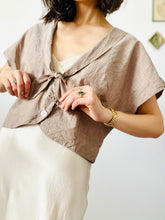 Load image into Gallery viewer, Vintage 1940s chestnut color front bow tie top
