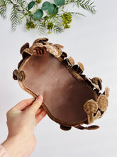 Load image into Gallery viewer, Vintage 1940s brown velvet fascinator
