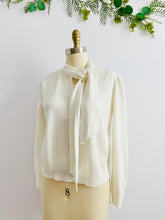 Load image into Gallery viewer, Vintage White Sweater with Scarf Ribbon Bow
