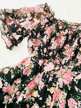 Load image into Gallery viewer, Vintage Ruched Floral Dress Ruffled Flounce Flared Sleeves
