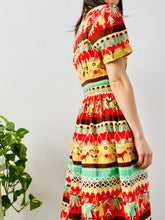 Load image into Gallery viewer, Vintage 1940s colorful pilgrim novelty print dress
