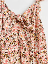 Load image into Gallery viewer, Pink floral ruffled dress
