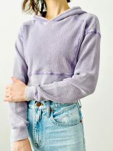 Load image into Gallery viewer, Lilac hooded waffle top
